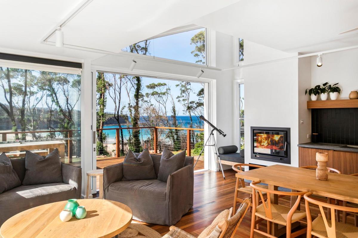 Pebbly Beach Escape East Lynne Exterior photo