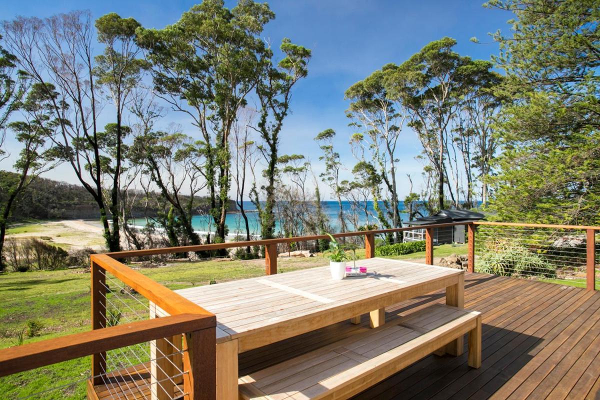 Pebbly Beach Escape East Lynne Exterior photo