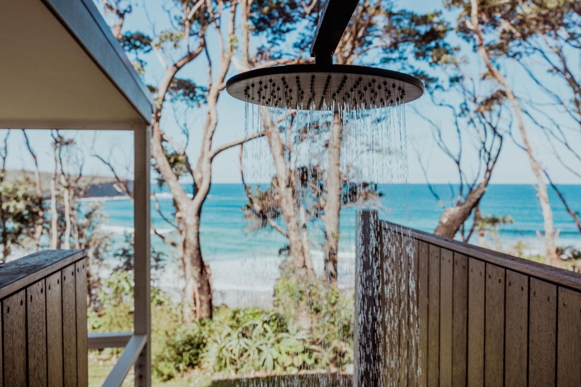 Pebbly Beach Escape East Lynne Exterior photo