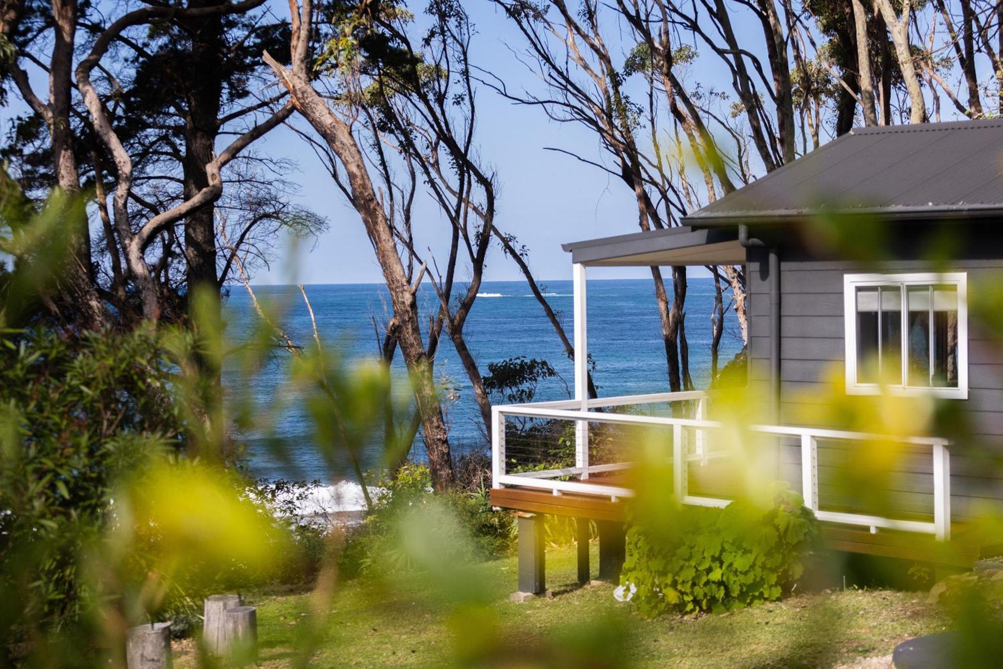 Pebbly Beach Escape East Lynne Exterior photo
